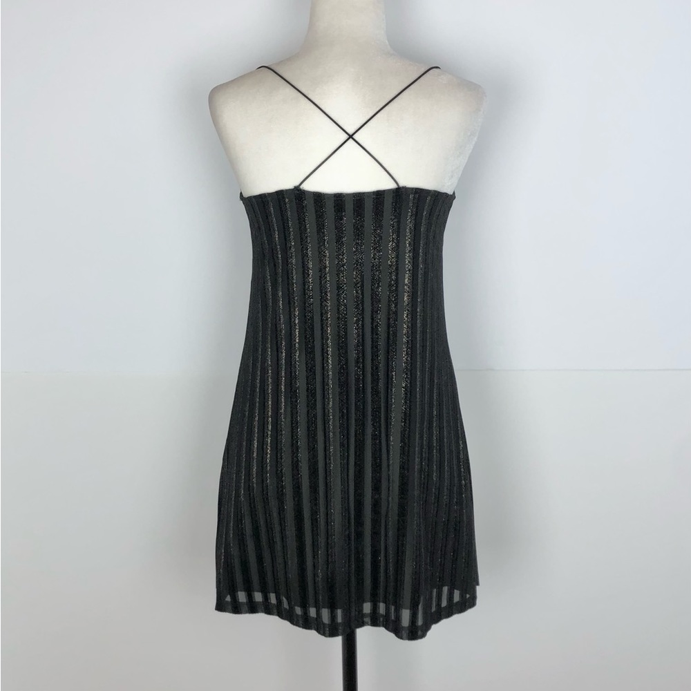 Forever 21 black and gold minidress - Picture 4 of 5